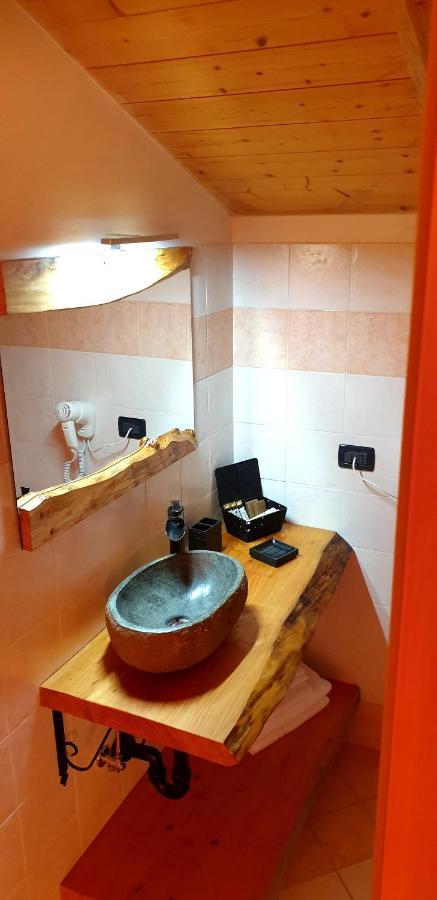 Chalet Chapeau Rar Castel Condino 외부 사진